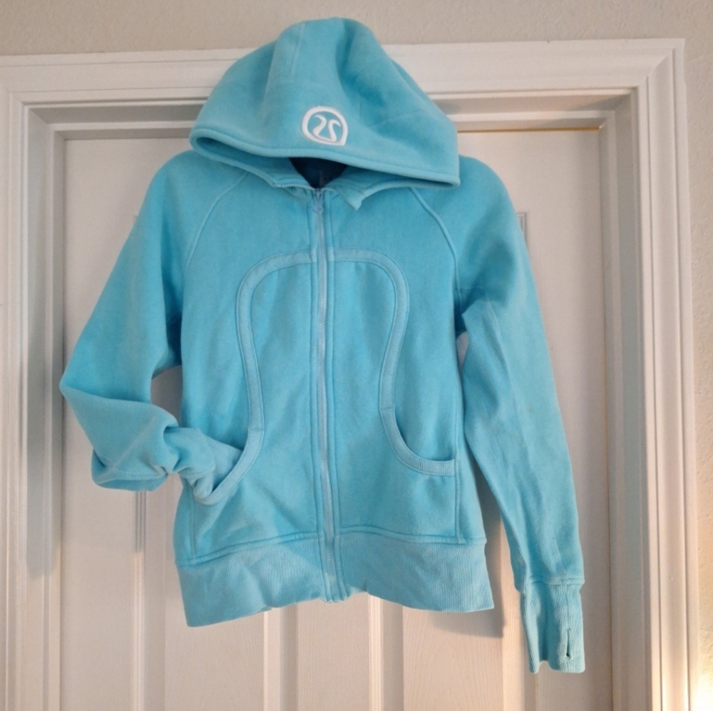 Lululemon hoodie size 10